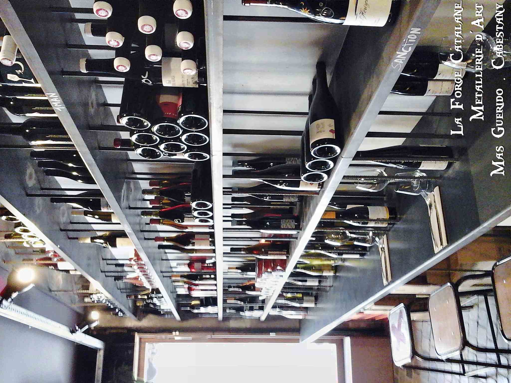 meuble vin bar la famille fer forge catalane.jpg